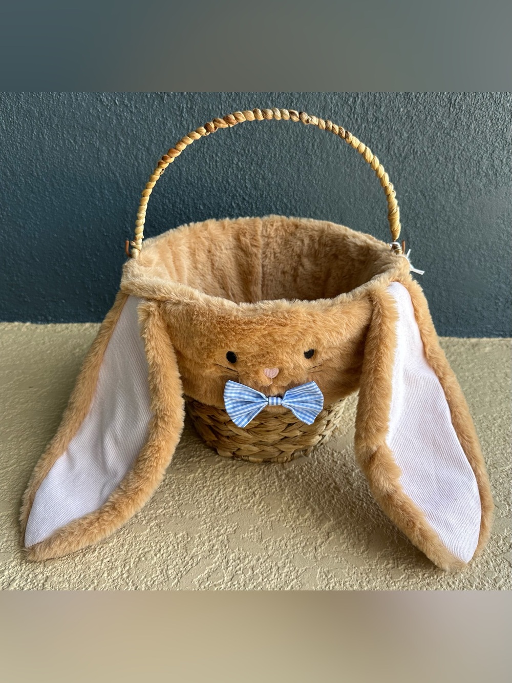 Woven Easter Basket Ears - Member’s Mark 11 inches Round x 8.25 inches deep NWT